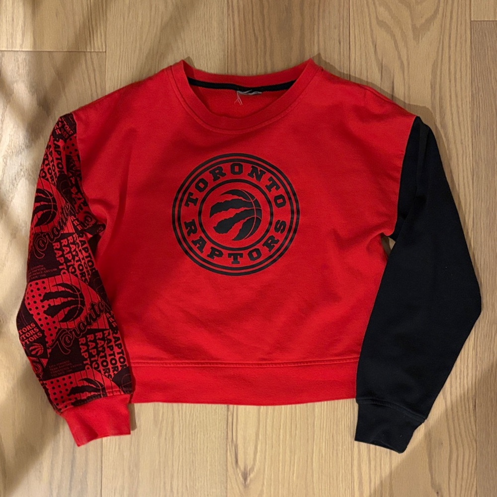 Toronto Raptors Cropped Red and Black Sweater
